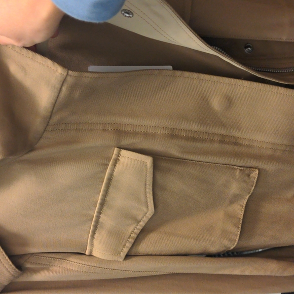 Reiss - Picture 14 of 17